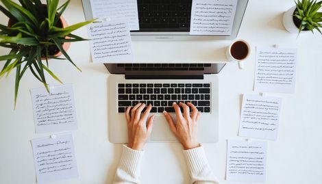 Etkili Blog İçin Prompt Teknikleri: Yaratıcılığı ve Yazma Becerilerini Geliştirm